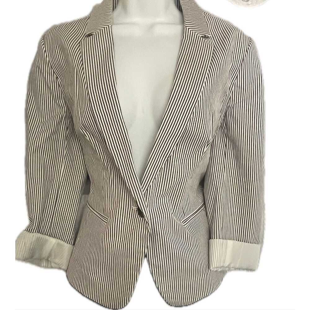 Loft NWT Pinstripe Suit Jacket Blazer Women’s Size 4 Retails $89 G3